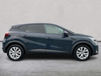 Used Renault Captur 2021 for sale - 79073855: Photo