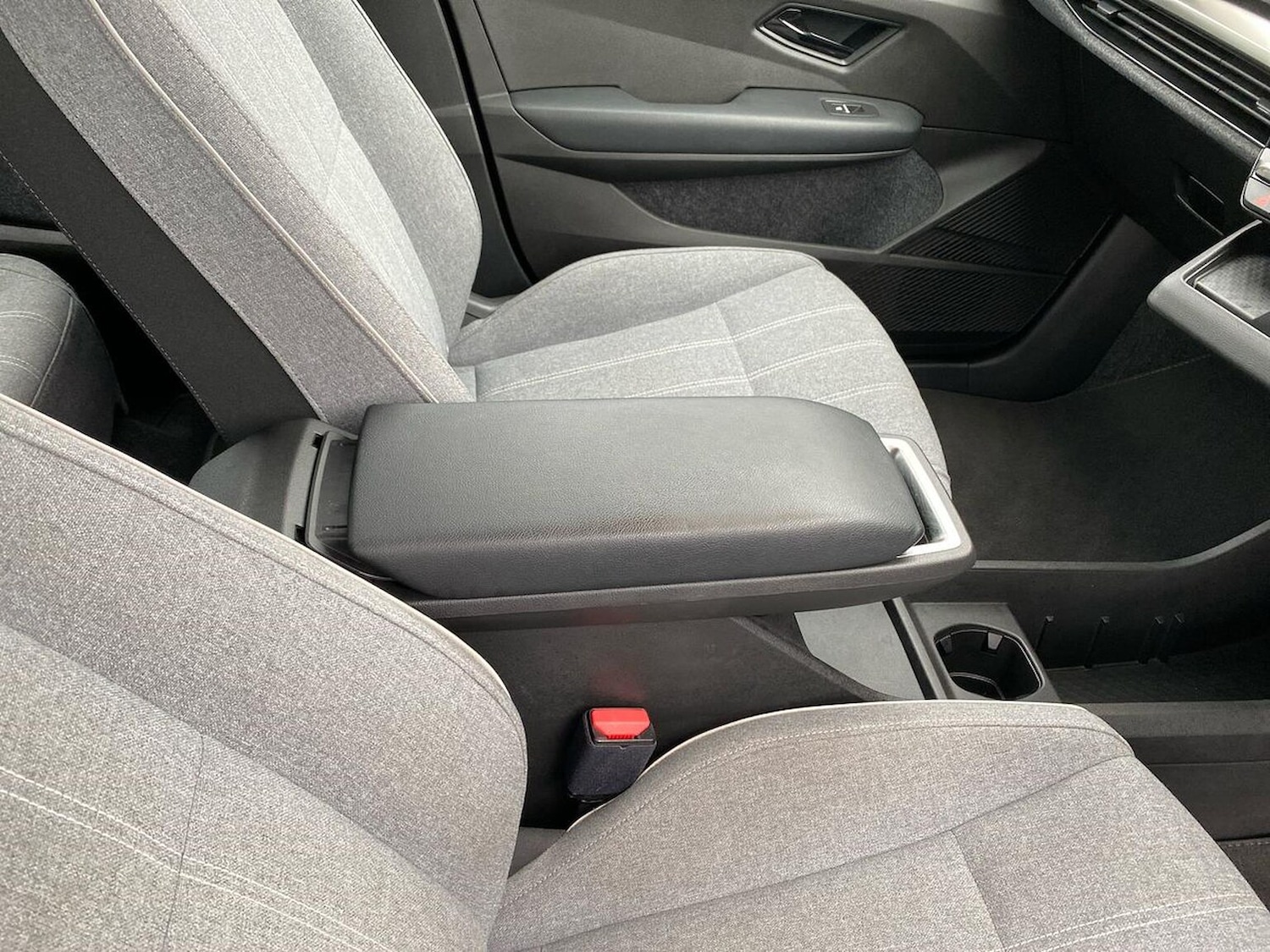 Used Renault Megane E Tech 2022 for sale - 76490703: Photo 13