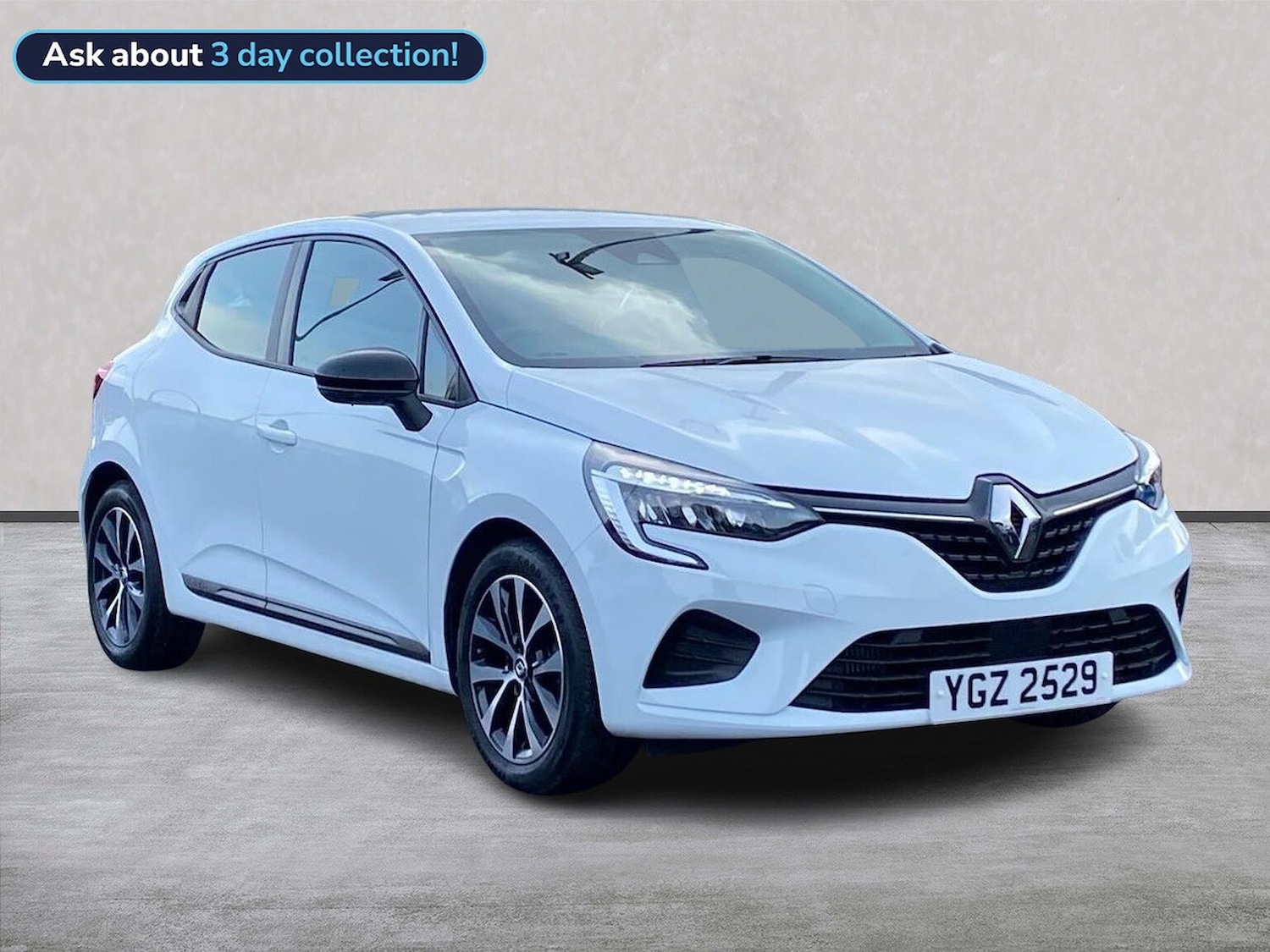 Used Renault Clio 2022 for sale - 76383328: Photo 1