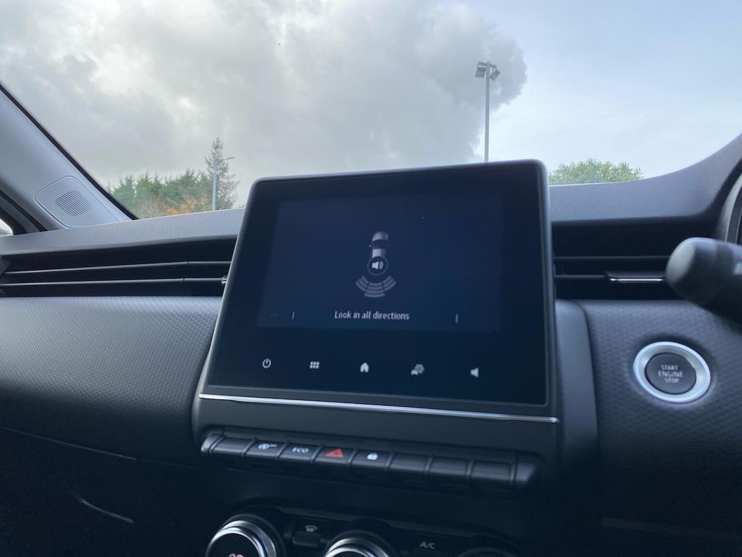 Used Renault Clio 2022 for sale - 76383328: Photo 23