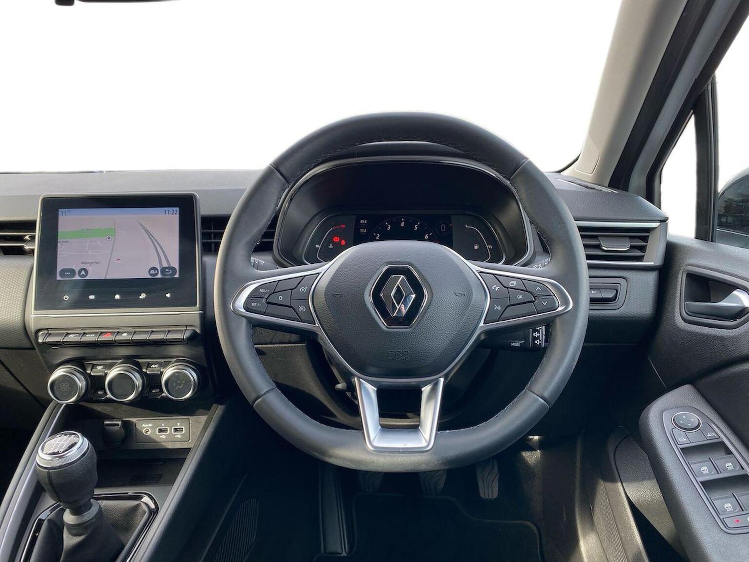 Used Renault Clio 2022 for sale - 76383328: Photo 9