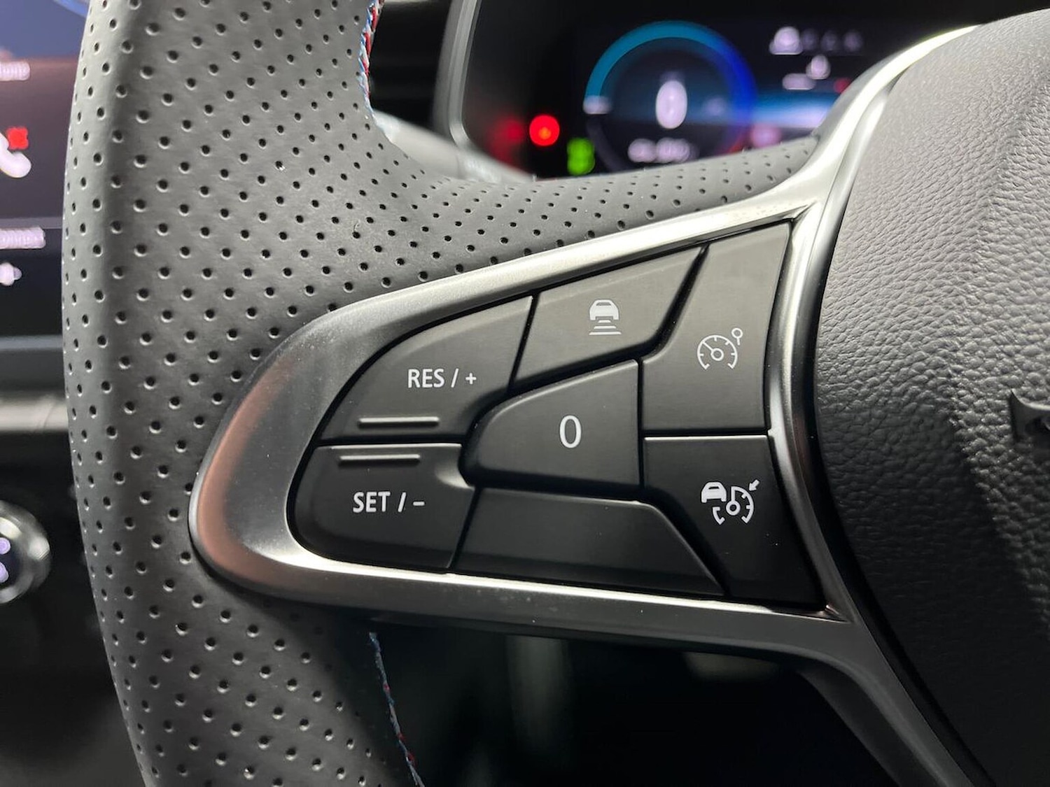 Used Renault Clio 2025 for sale - 76149541: Photo 24