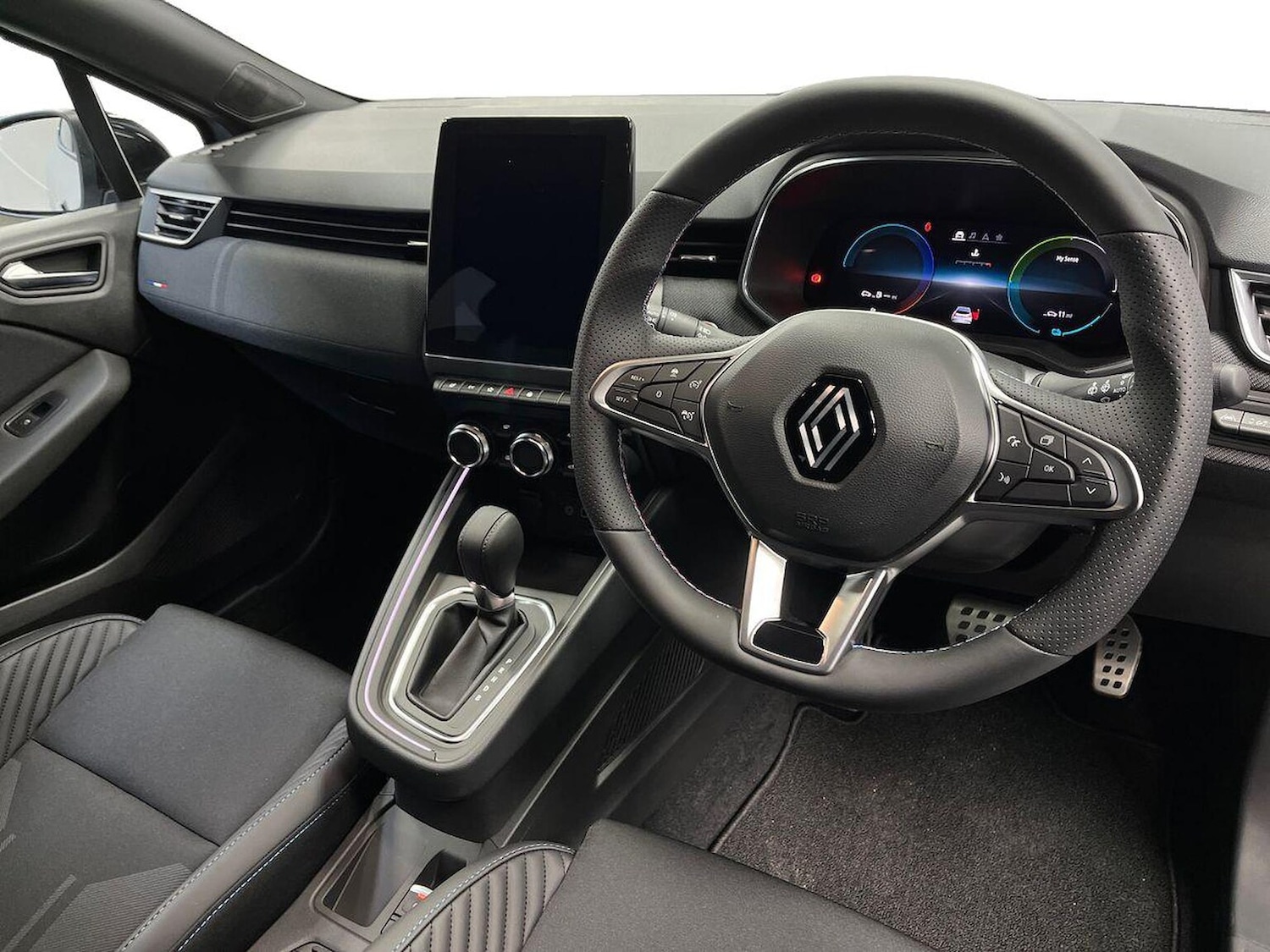 Used Renault Clio 2025 for sale - 76149541: Photo 8