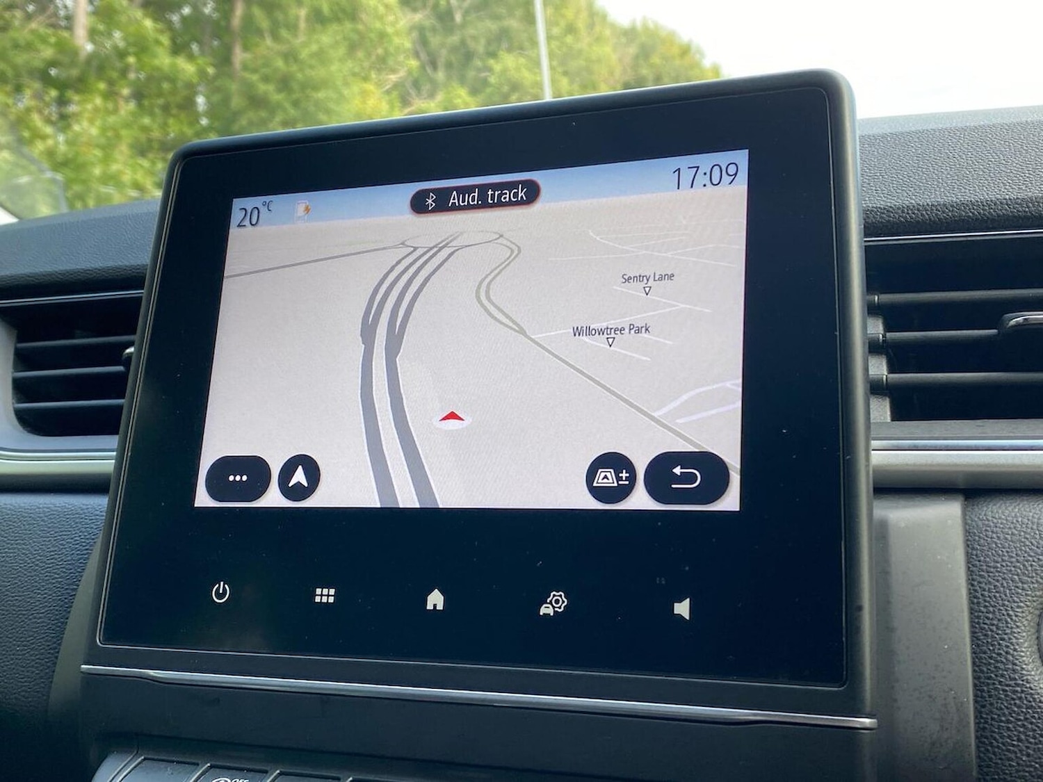 Used Renault Captur 2023 for sale - 76352545: Photo 11