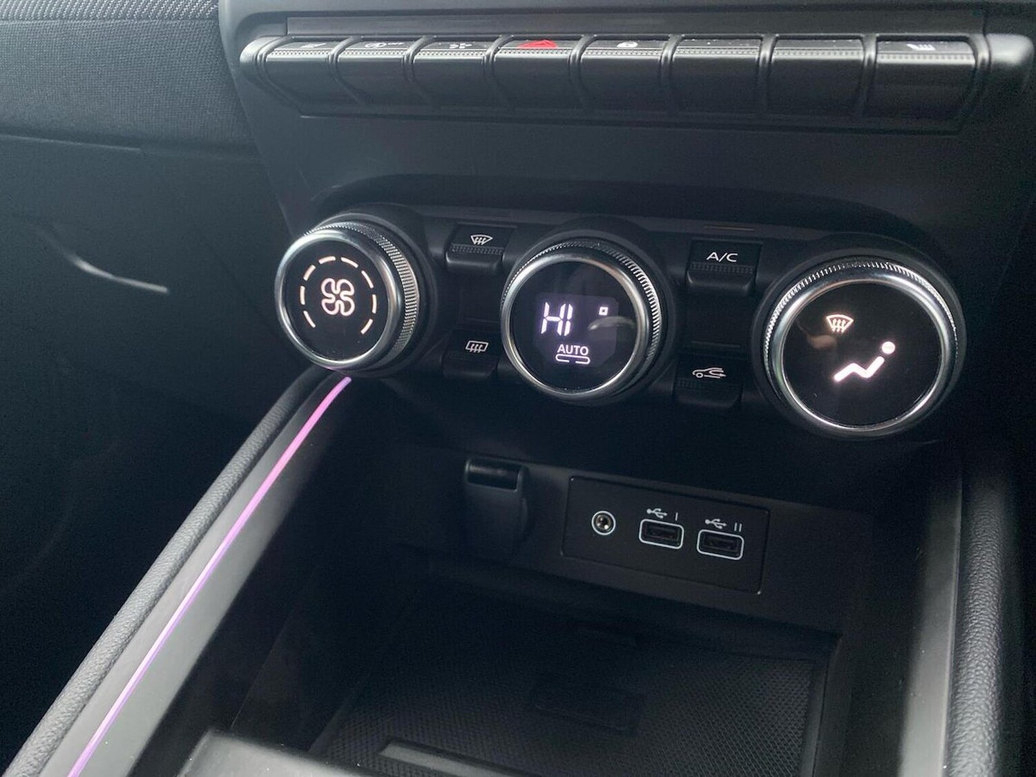 Used Renault Clio 2023 for sale - 78191495: Photo 14