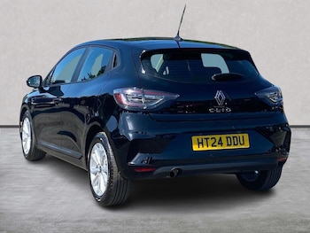 Used Renault Clio 2024 for sale - 75683711: Photo