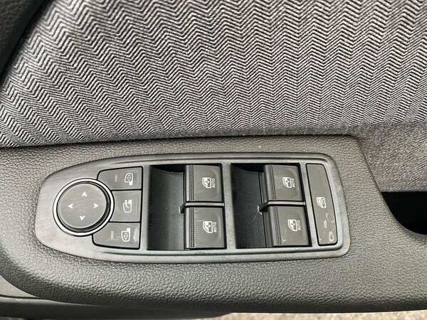 Used Renault Clio 2025 for sale - 76164830: Photo 23