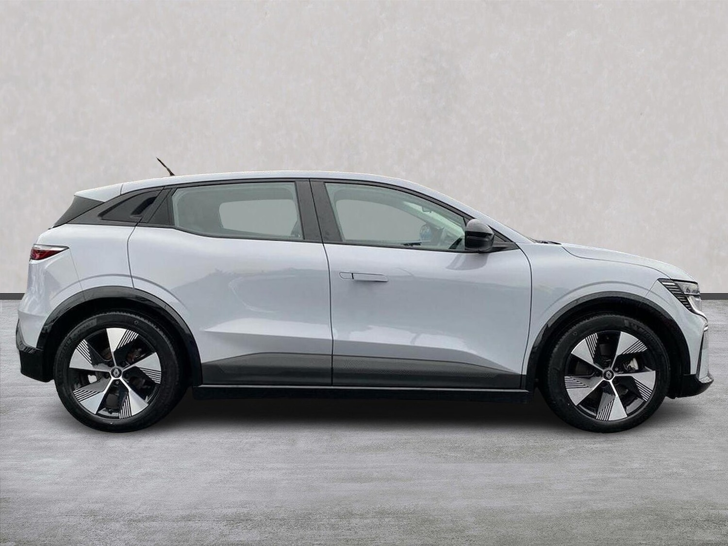 Used Renault Megane E Tech 2022 for sale - 76884956: Photo 3