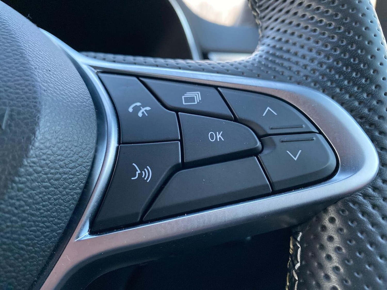 Used Renault Clio 2023 for sale - 76831993: Photo 26