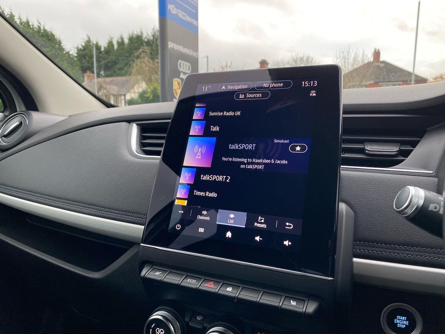 Used Renault Zoe 2022 for sale - 76490705: Photo 11