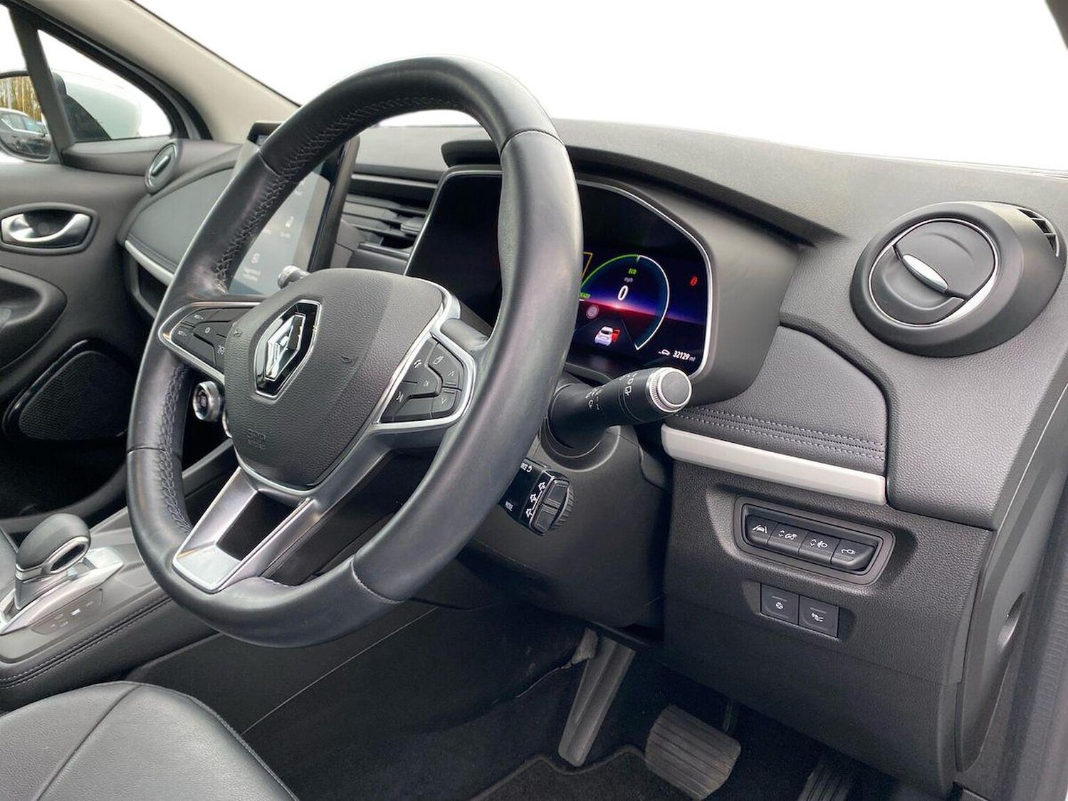 Used Renault Zoe 2022 for sale - 76490705: Photo 15