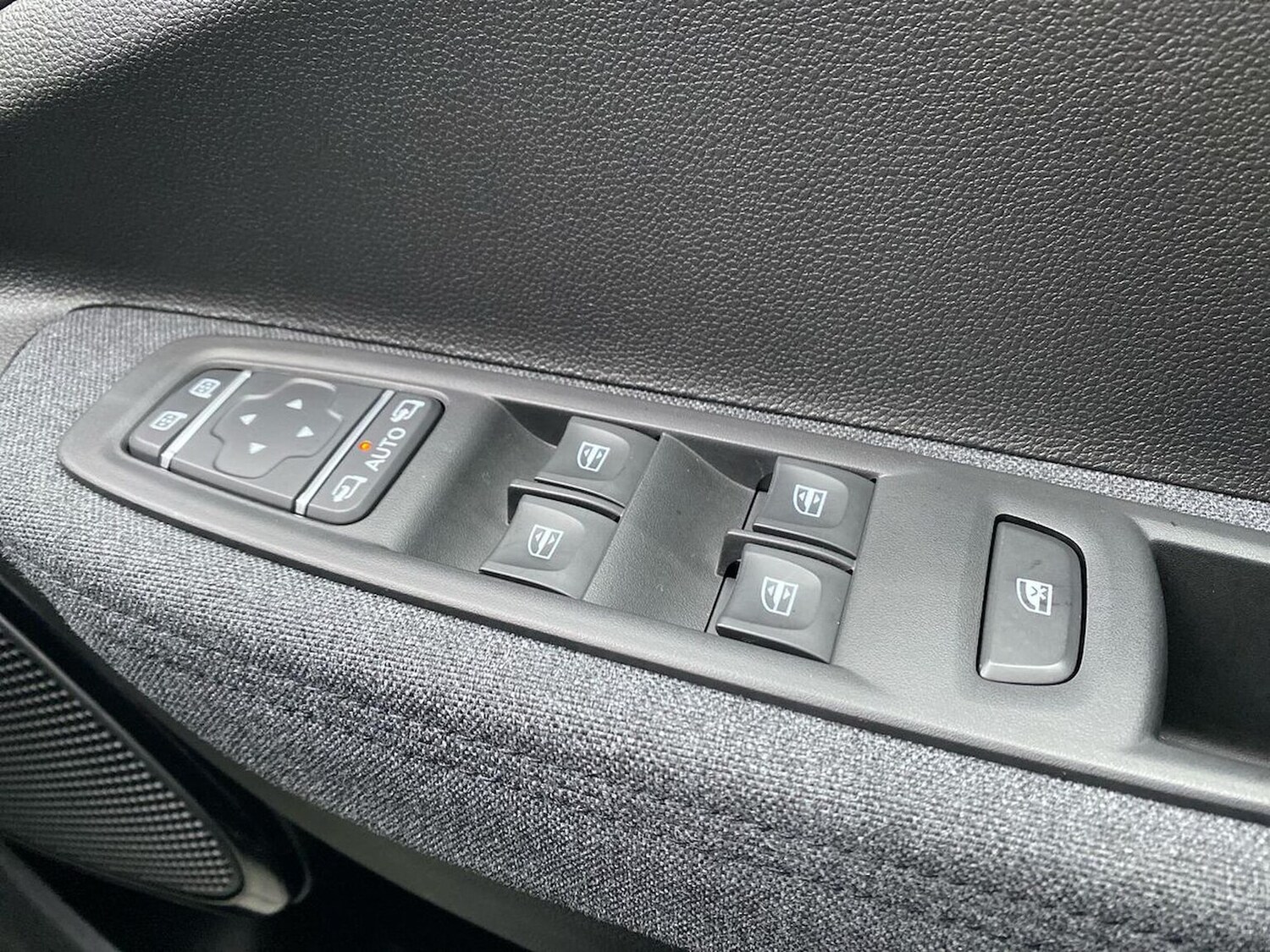 Used Renault Zoe 2022 for sale - 76490705: Photo 21