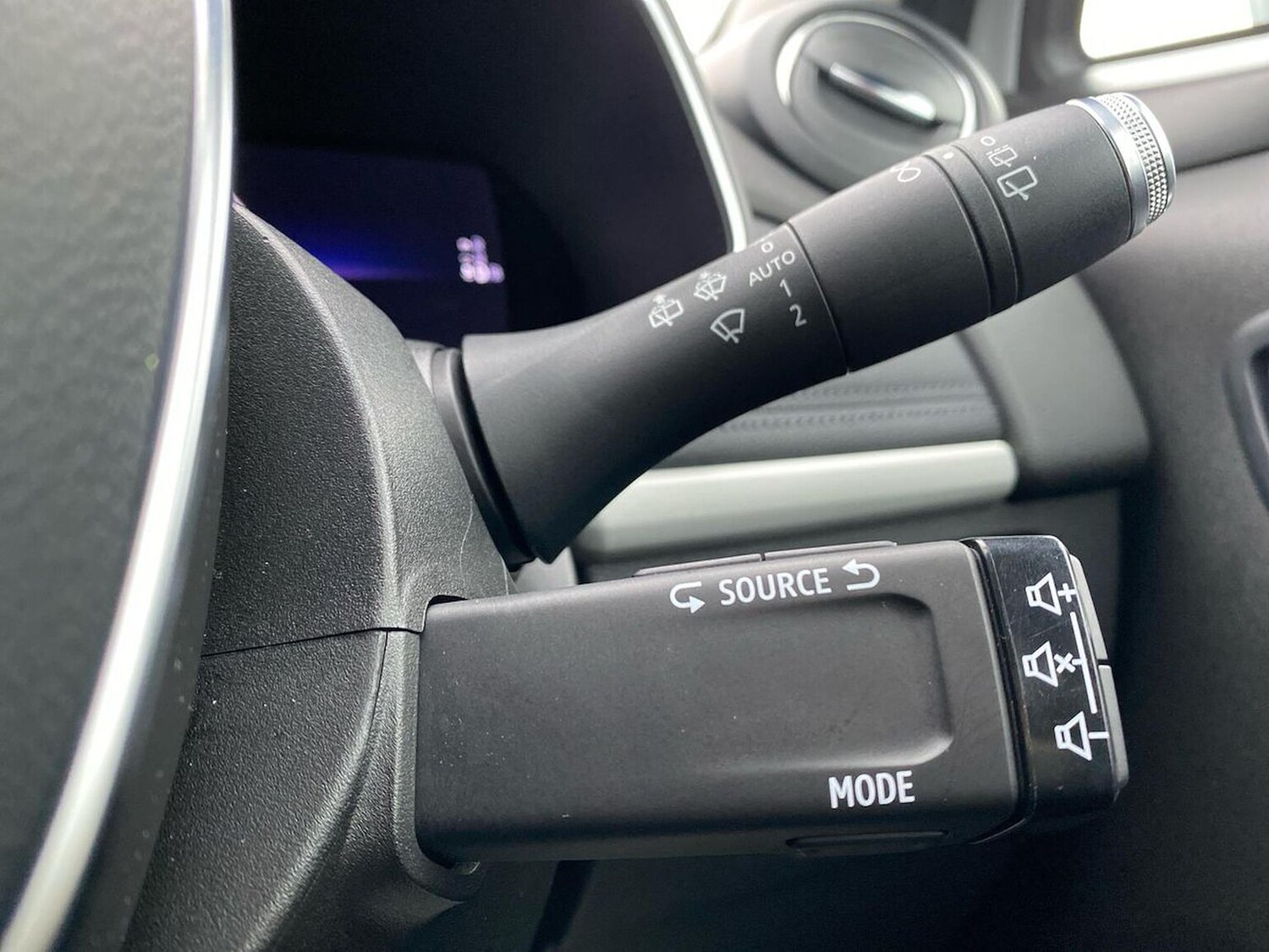 Used Renault Zoe 2022 for sale - 76490705: Photo 28