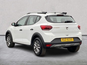 Used Dacia Sandero Stepway 2022 for sale - 76288556: Photo 2