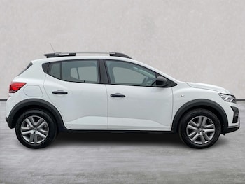 Used Dacia Sandero Stepway 2022 for sale - 76288556: Photo 3