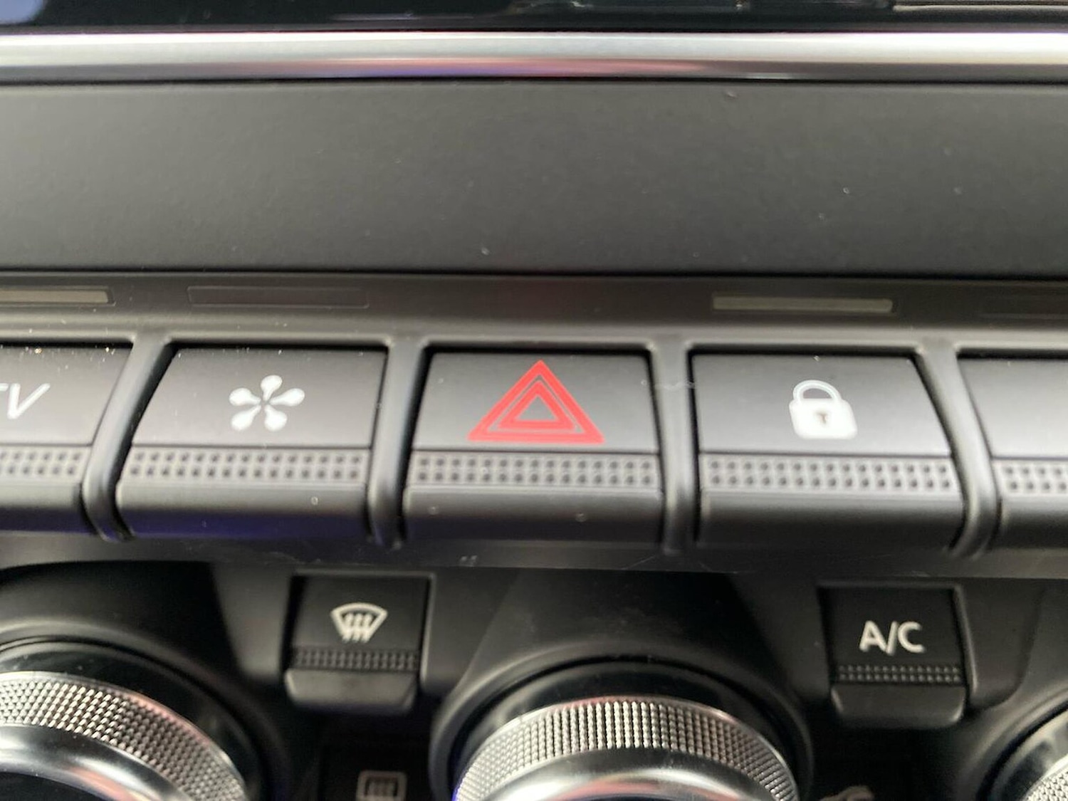 Used Renault Clio 2025 for sale - 76920101: Photo 22