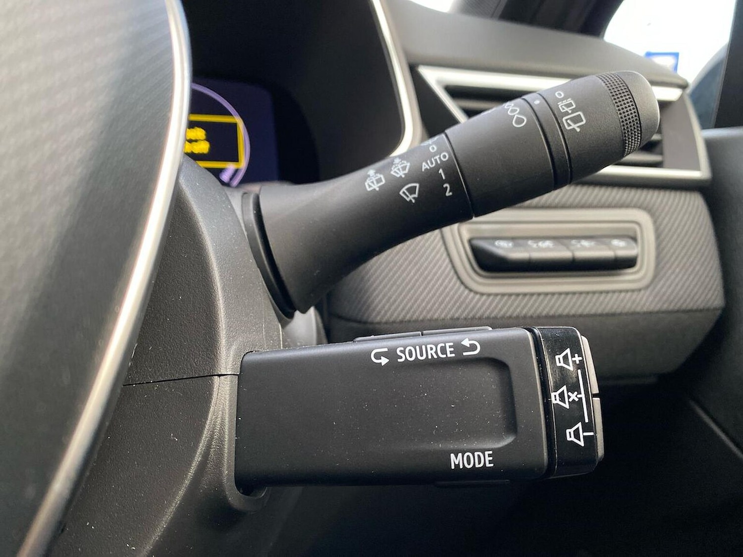 Used Renault Clio 2025 for sale - 76920101: Photo 28