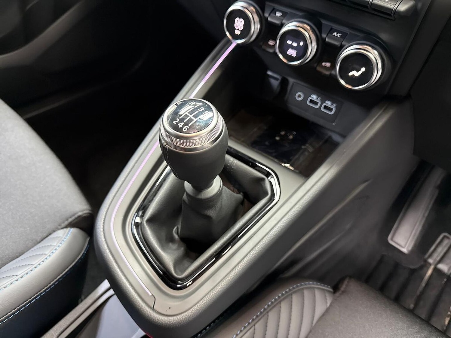 Used Renault Clio 2025 for sale - 77489677: Photo 13