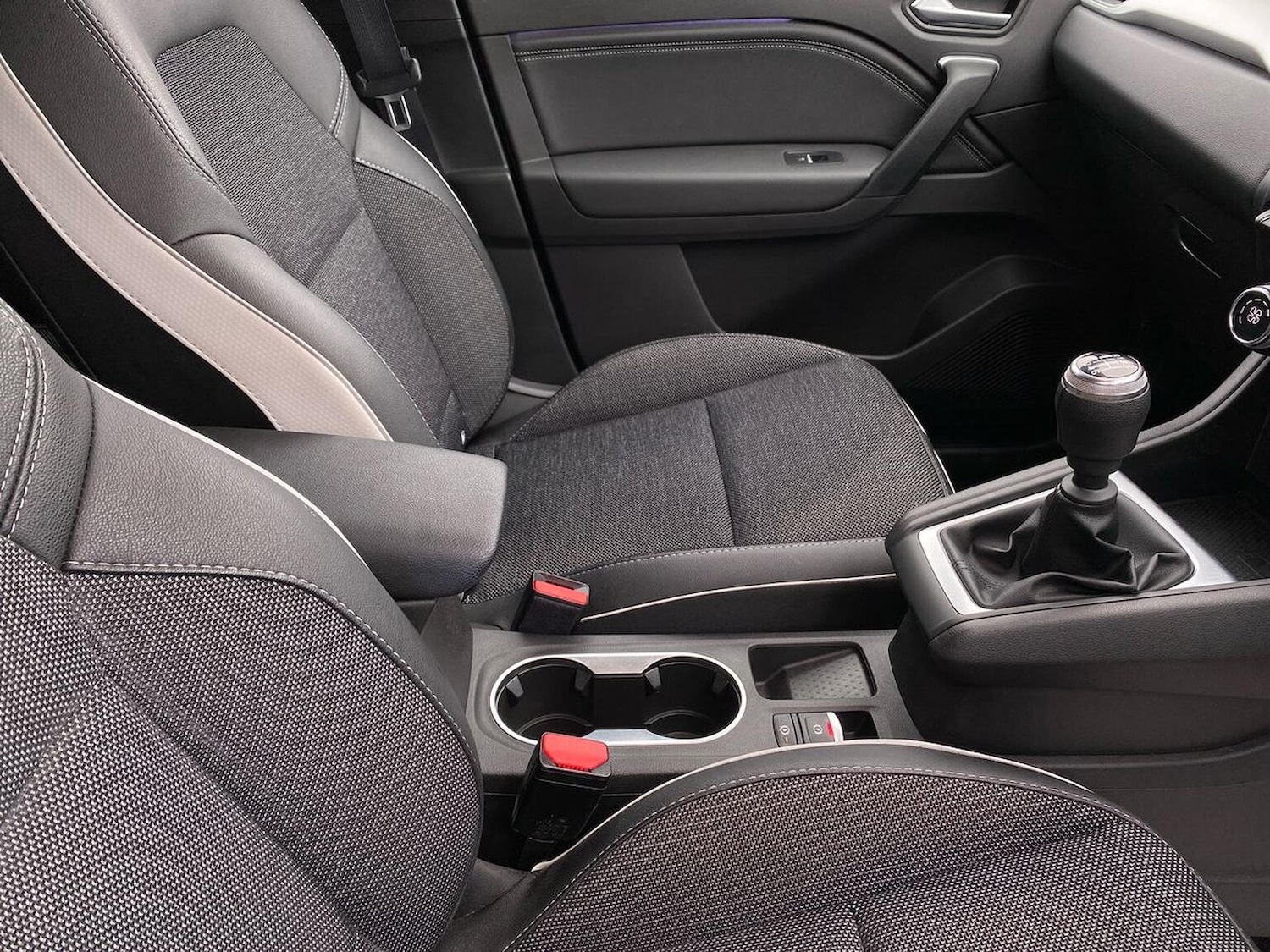 Used Renault Captur 2024 for sale - 76134269: Photo 13