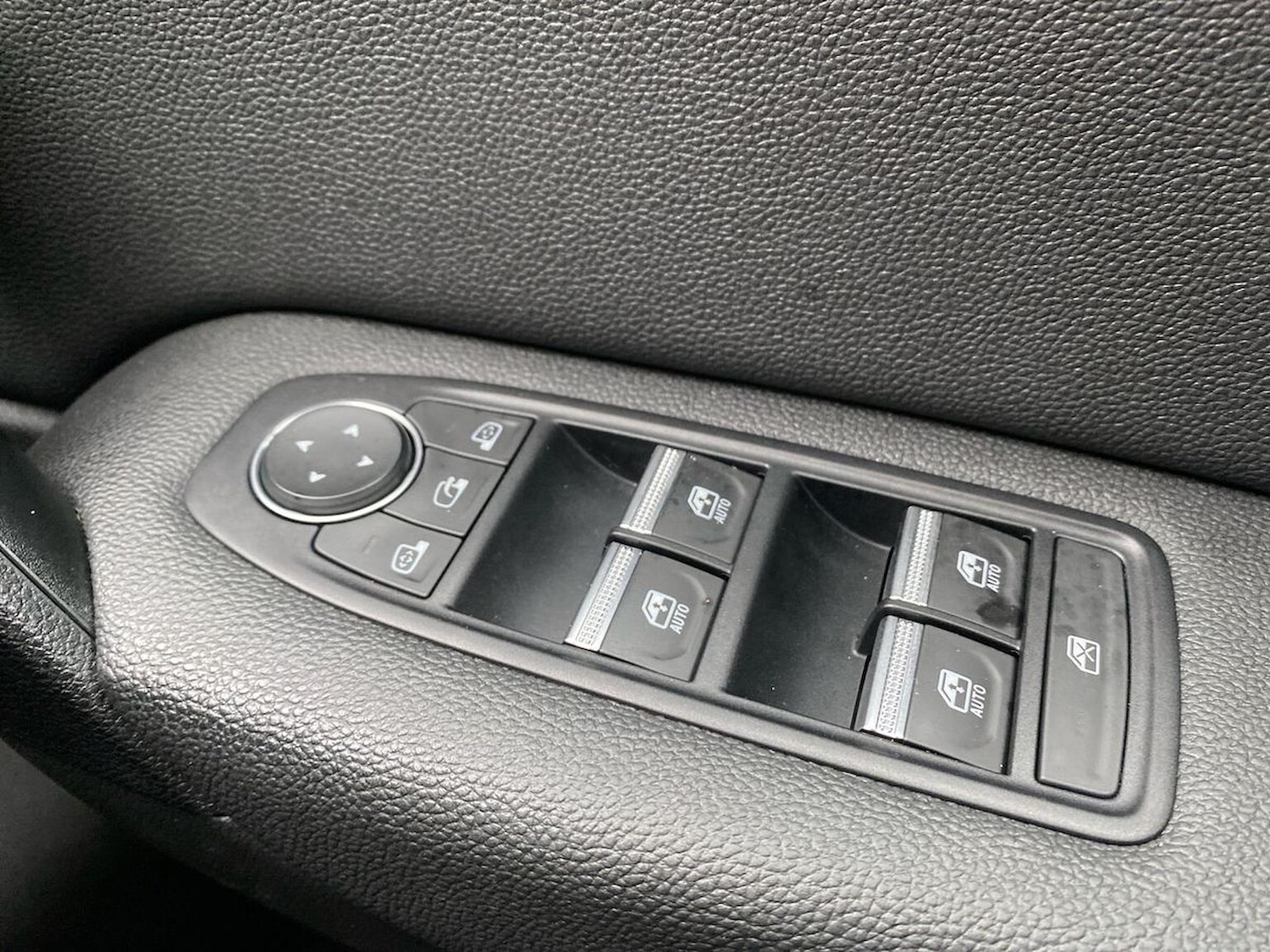 Used Renault Captur 2024 for sale - 76134269: Photo 21