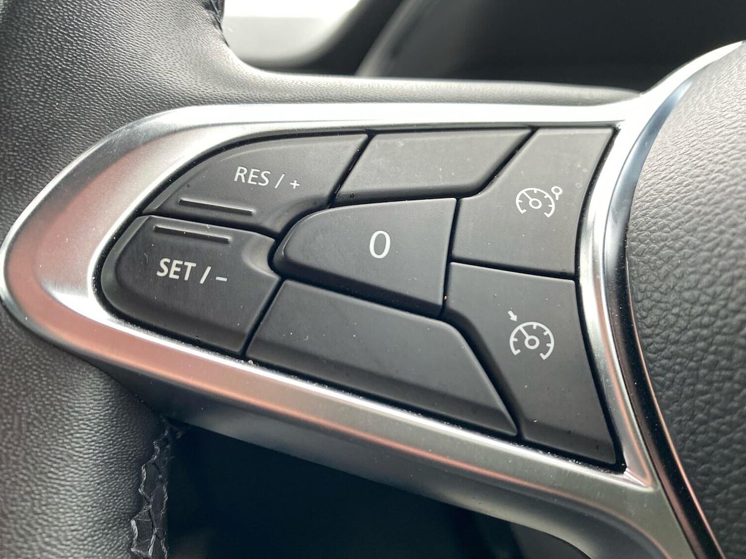 Used Renault Captur 2024 for sale - 76134269: Photo 27