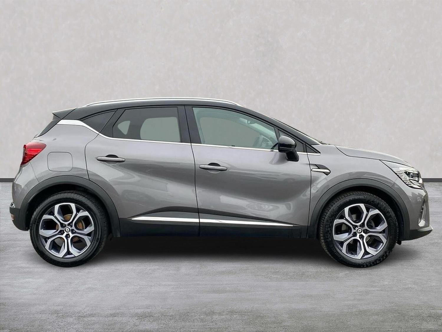 Used Renault Captur 2024 for sale - 76134269: Photo 3