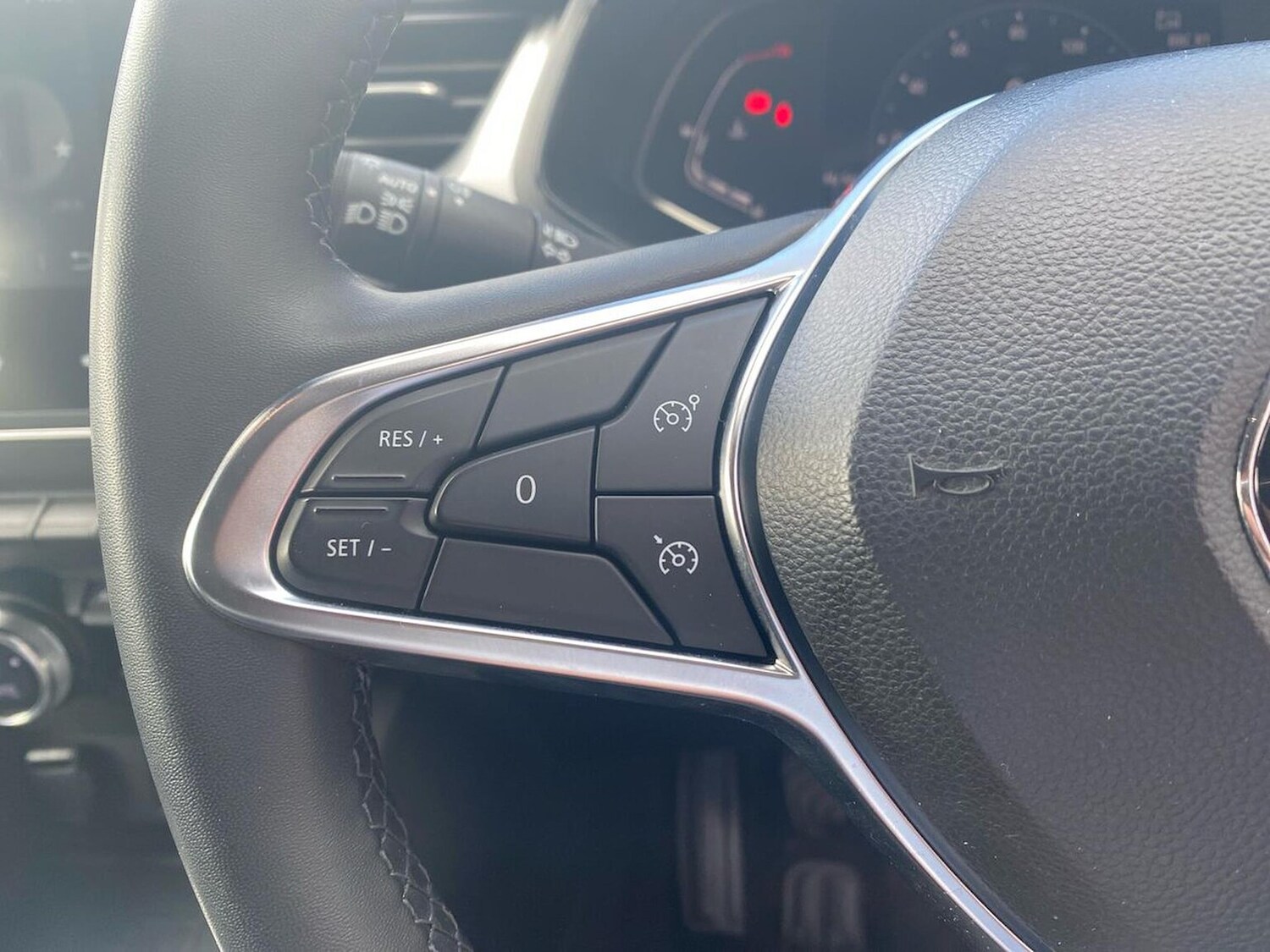 Used Renault Captur 2024 for sale - 78191501: Photo 29