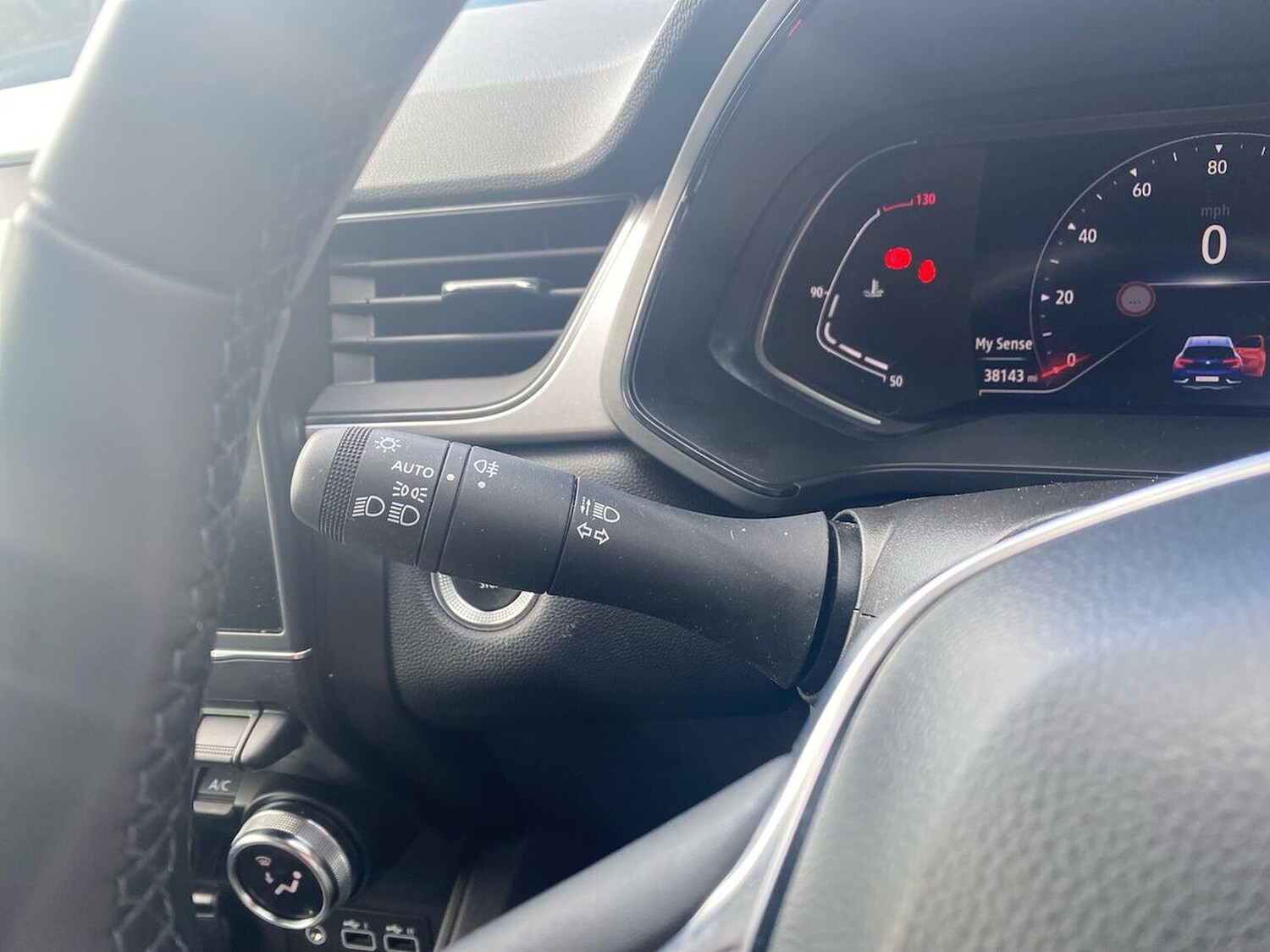 Used Renault Captur 2024 for sale - 78191501: Photo 31