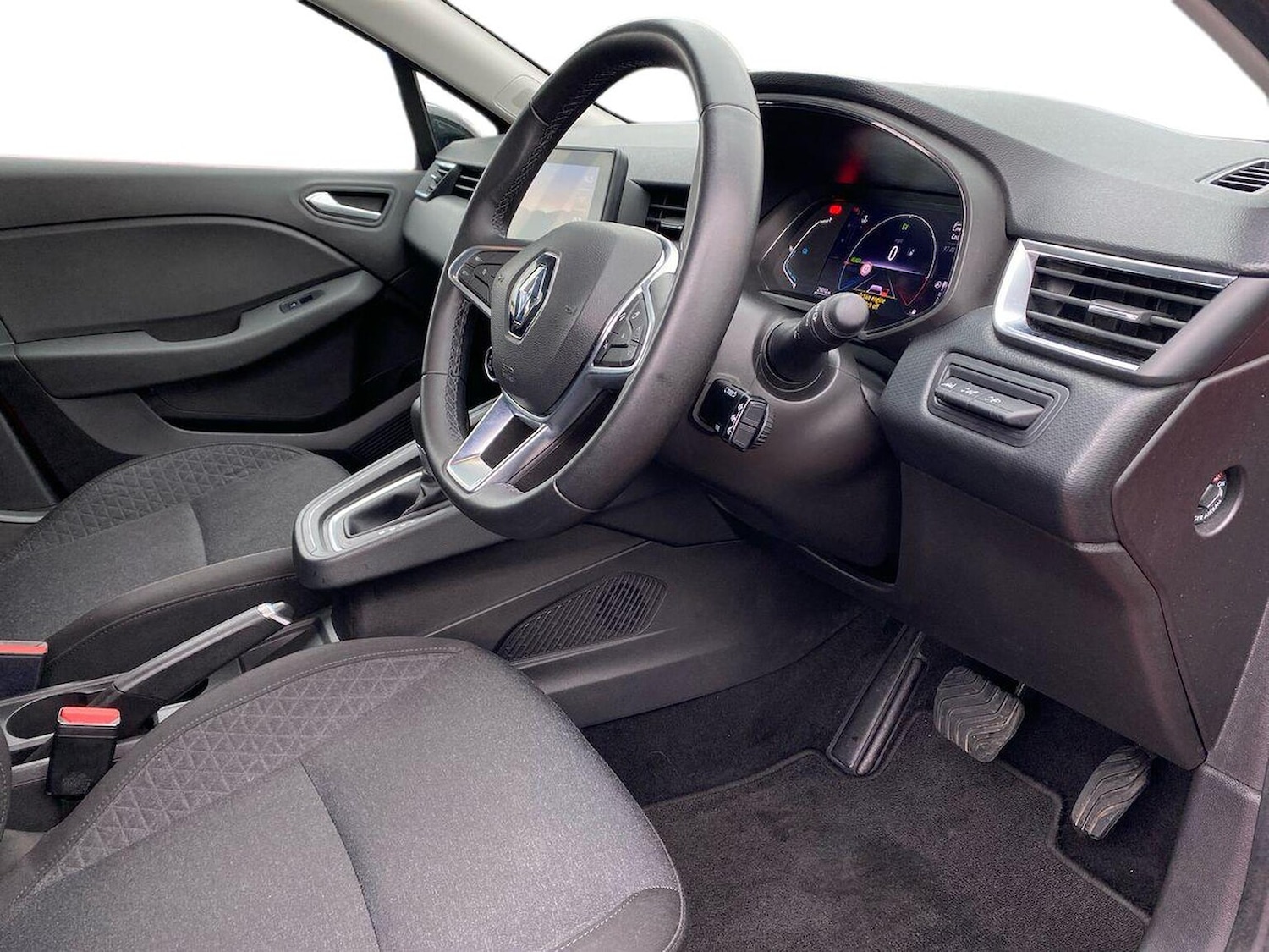 Used Renault Clio 2022 for sale - 76455220: Photo 15