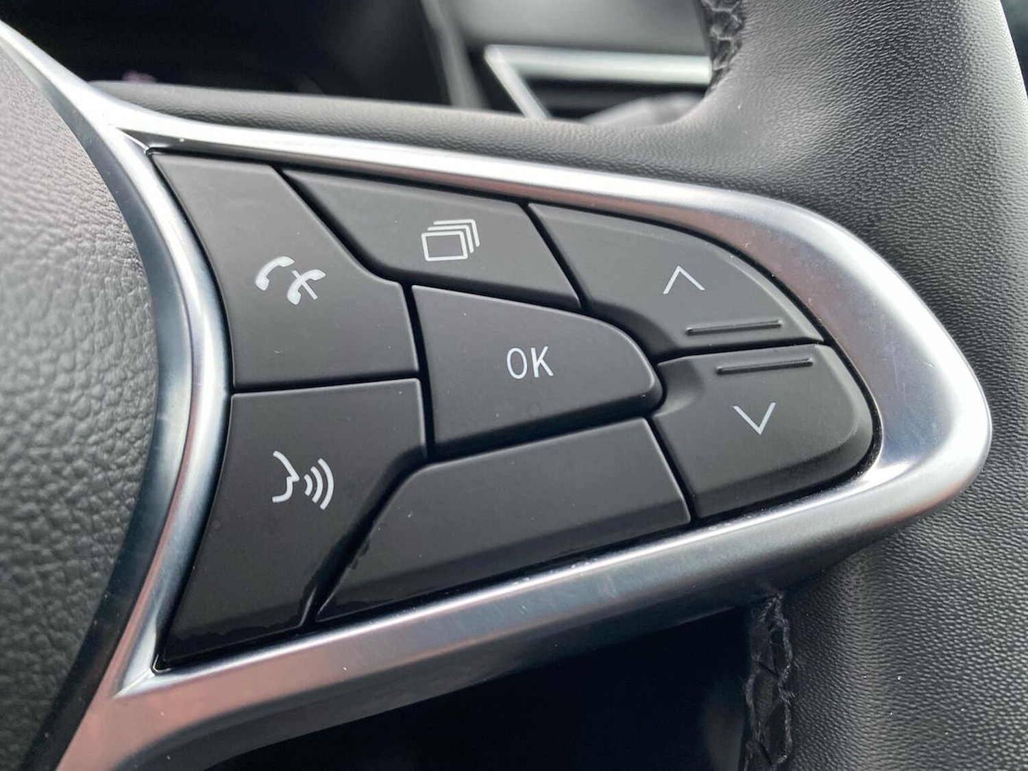 Used Renault Clio 2022 for sale - 76455220: Photo 26