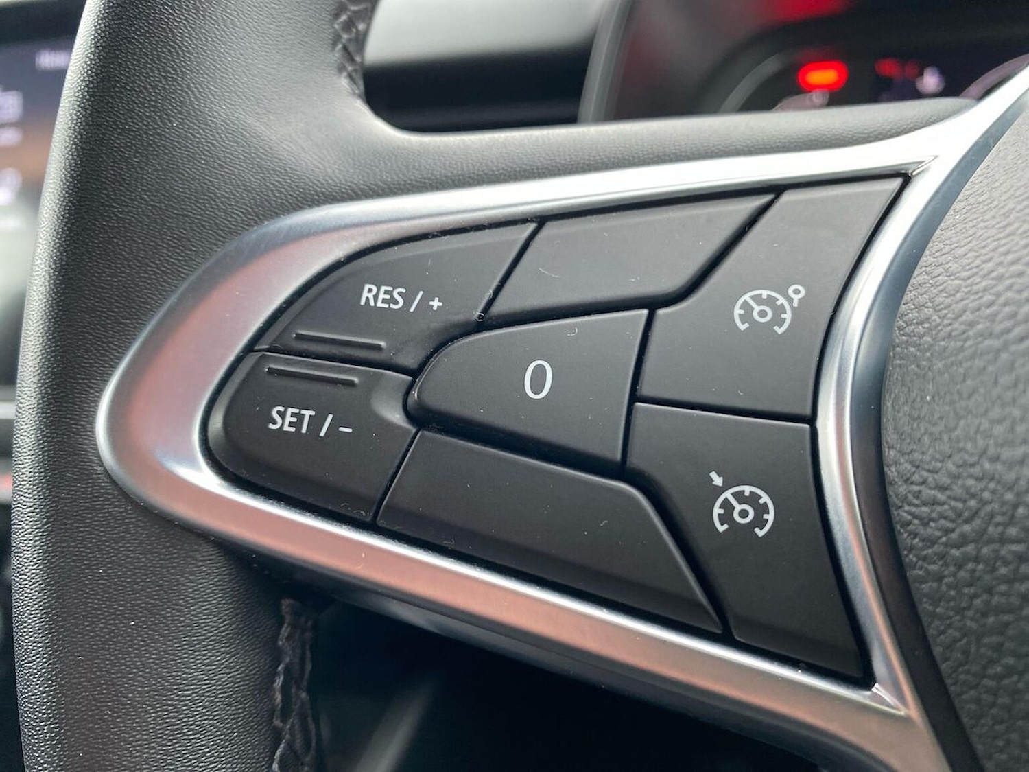 Used Renault Clio 2022 for sale - 76455220: Photo 27