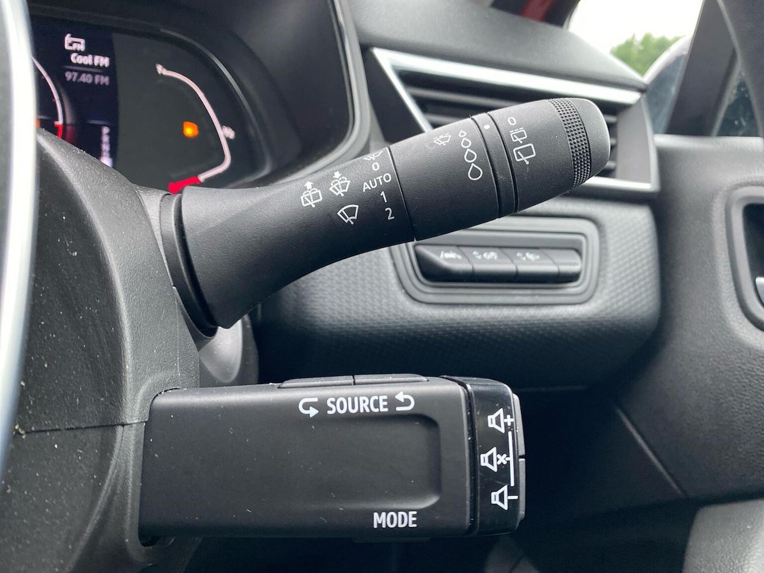 Used Renault Clio 2022 for sale - 76455220: Photo 28