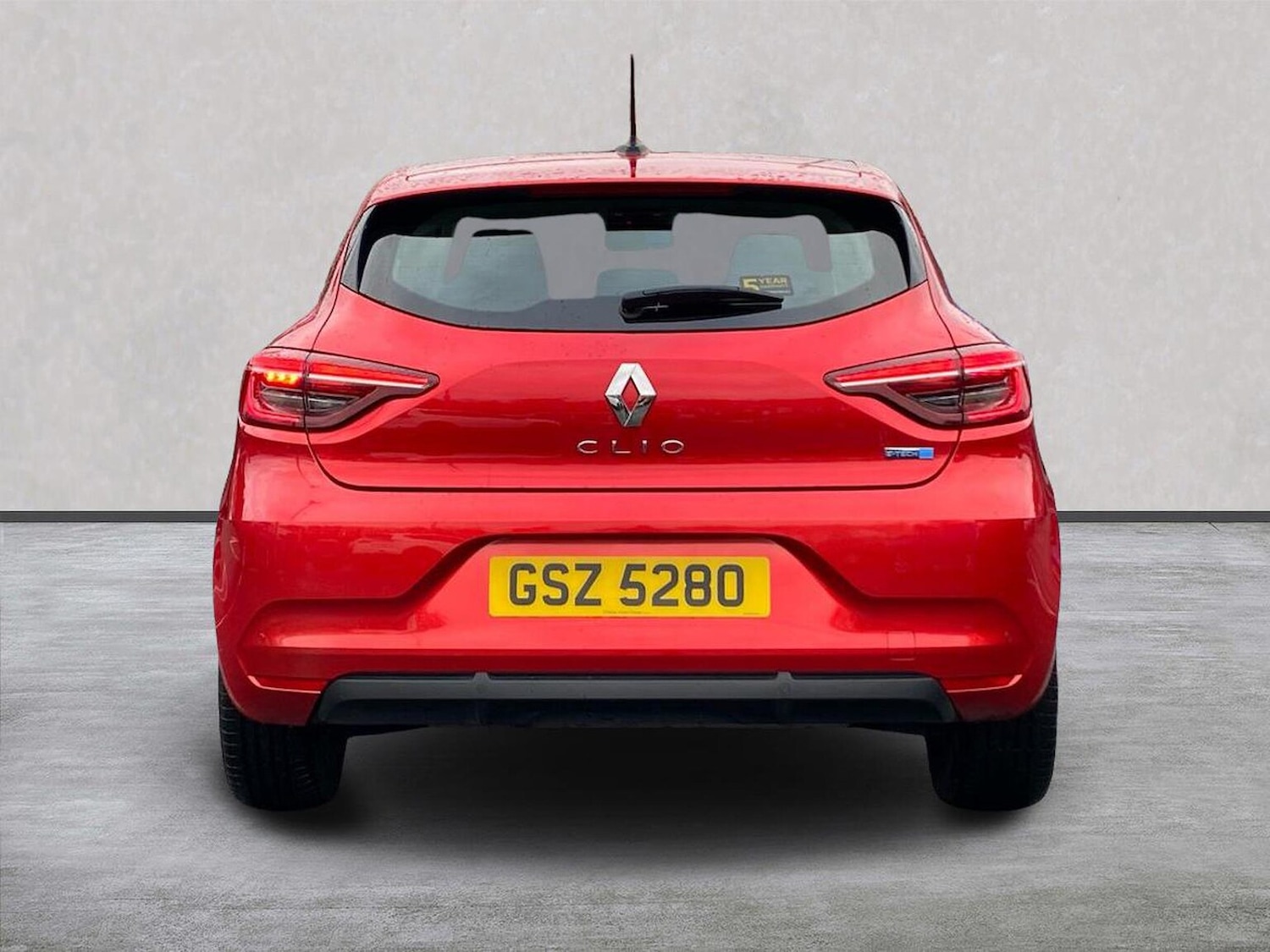 Used Renault Clio 2022 for sale - 76455220: Photo 4
