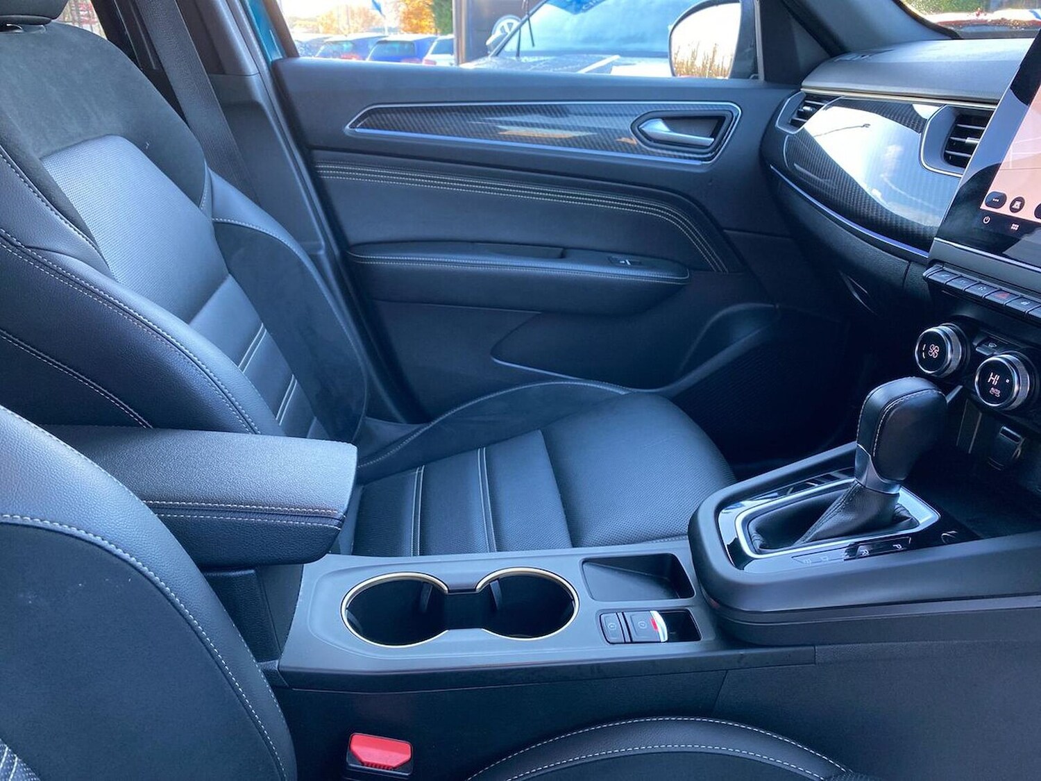 Used Renault Arkana 2023 for sale - 76492446: Photo 13