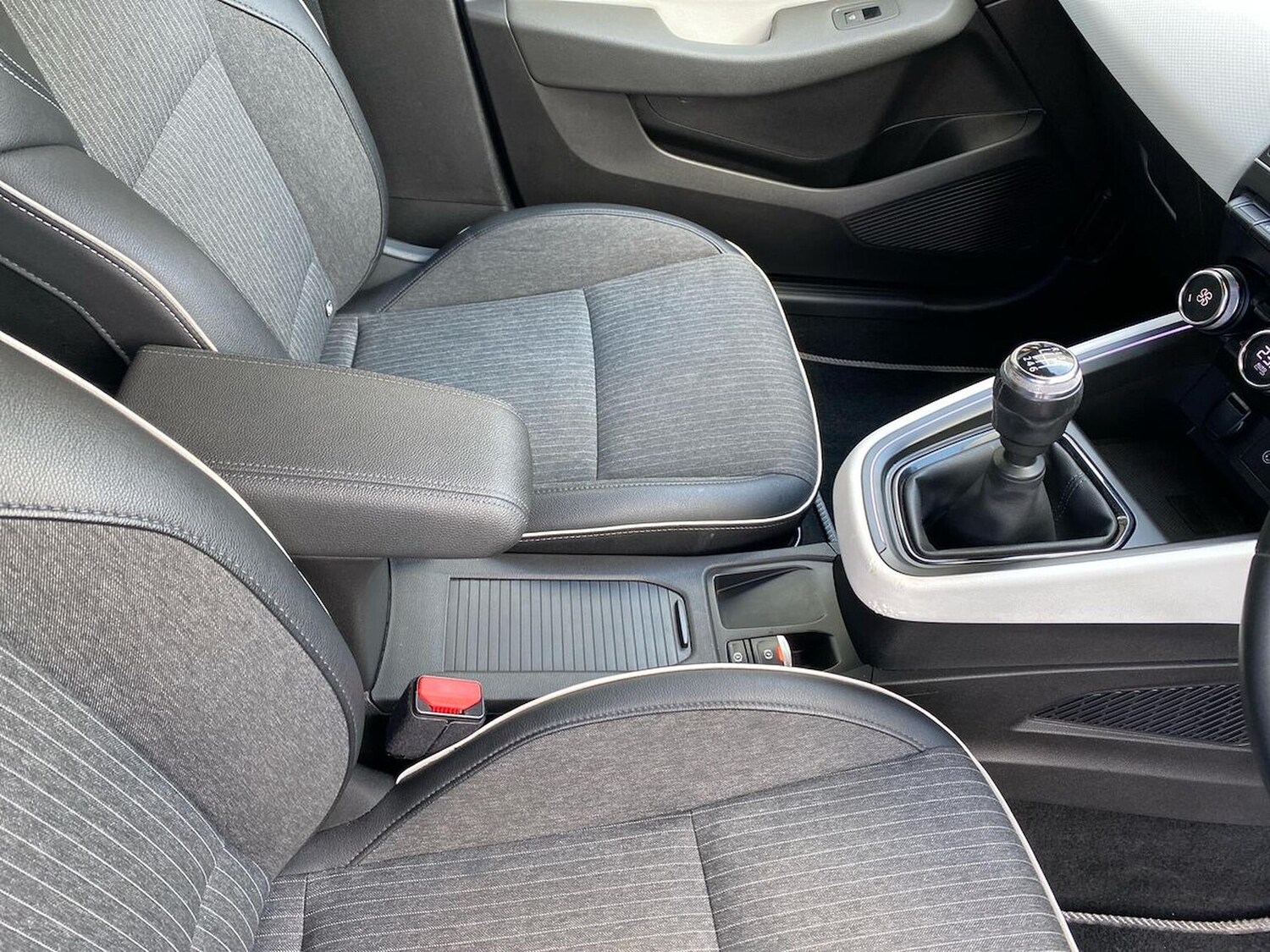 Used Renault Clio 2021 for sale - 76077769: Photo 13