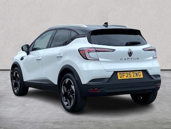 Used Renault Captur 2025 for sale - 78283054: Photo