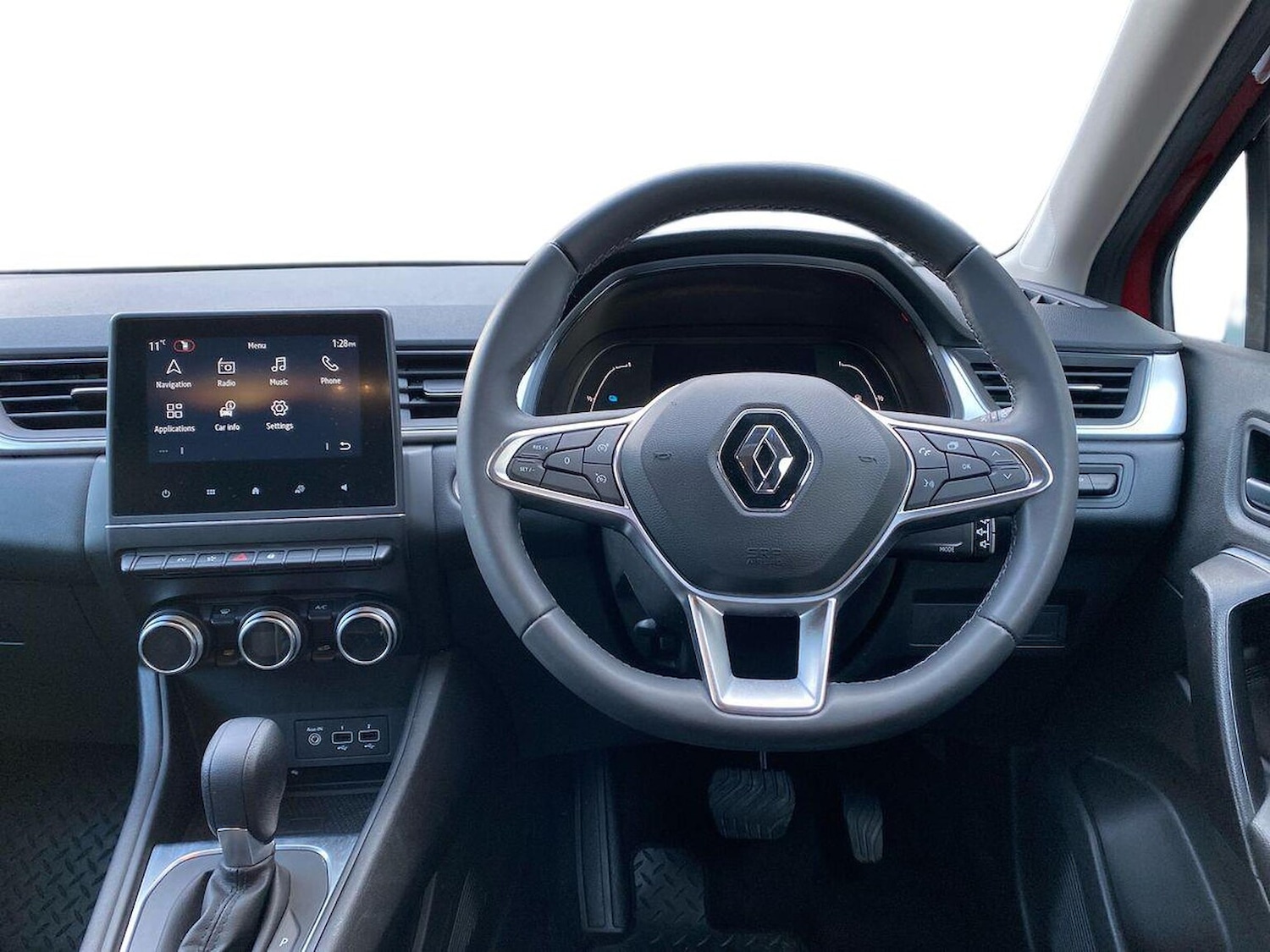 Used Renault Captur 2023 for sale - 76837128: Photo 9