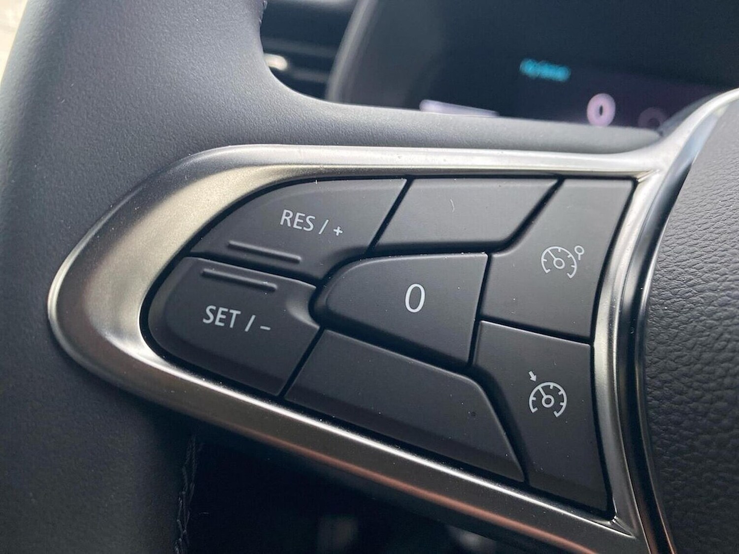 Used Renault Clio 2025 for sale - 77489668: Photo 19