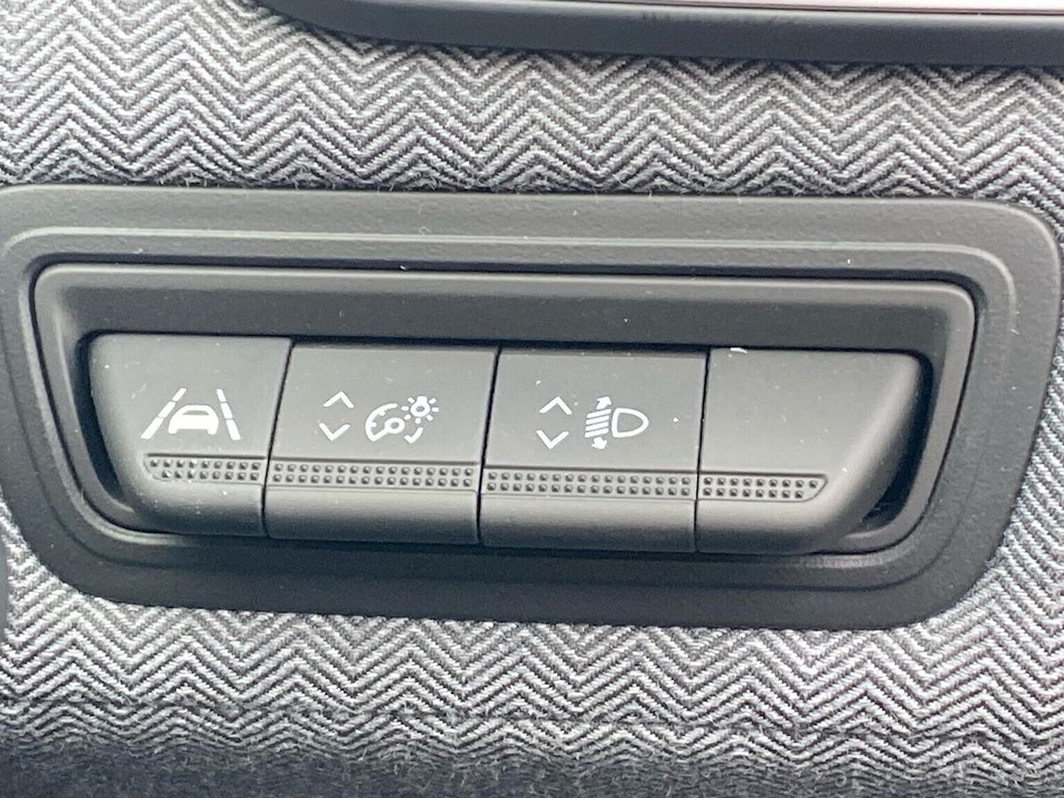 Used Renault Clio 2025 for sale - 77489668: Photo 24