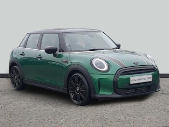 Used MINI Hatch 2023 for sale - 77461932: Photo