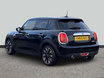 Used MINI Hatch 2019 for sale - 77545381: Photo