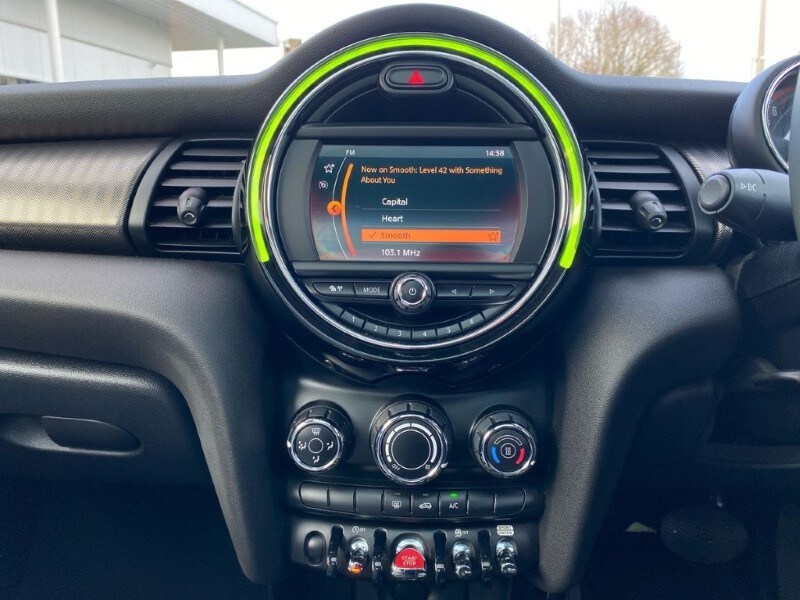 Used MINI Hatch 2019 for sale - 77545381: Photo 8