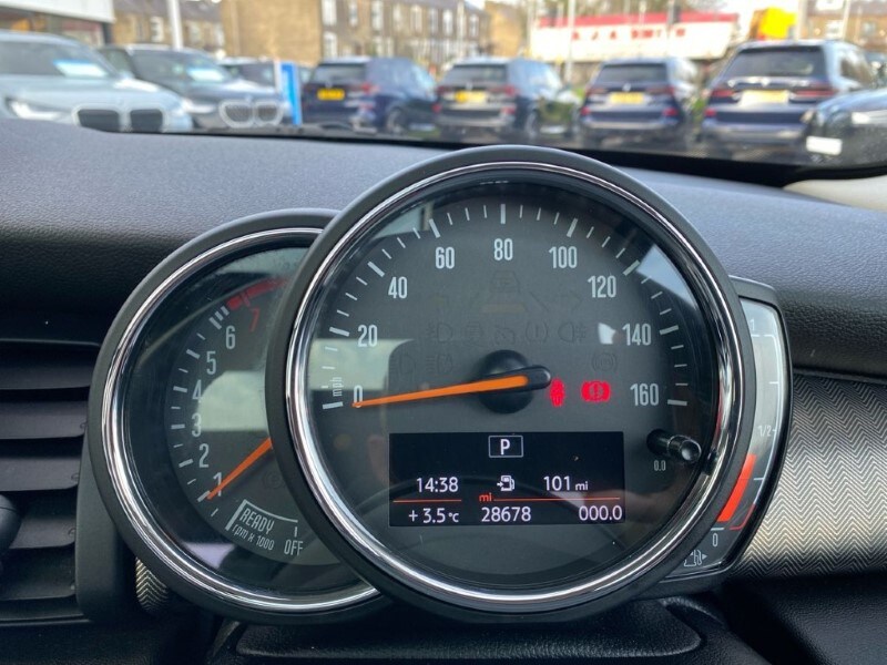 Used MINI Hatch 2019 for sale - 77545381: Photo 9