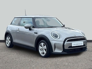 Used MINI Hatch 2023 for sale - 77830057: Photo