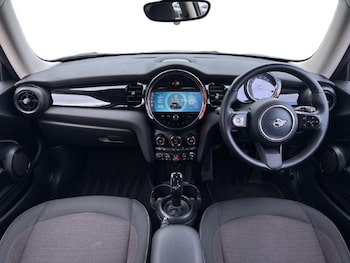 Used MINI Hatch 2023 for sale - 77830057: Photo