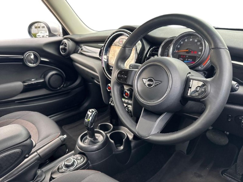 Used MINI Hatch 2023 for sale - 77830057: Photo 6