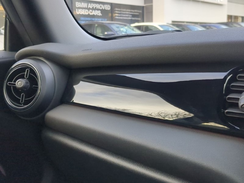 Used MINI Hatch 2022 for sale - 76982498: Photo 31