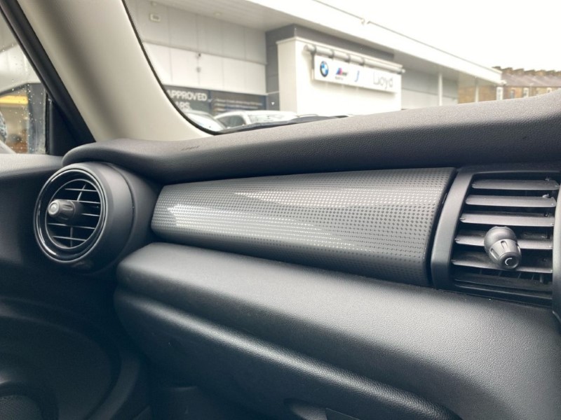 Used MINI Hatch 2019 for sale - 77541517: Photo 30