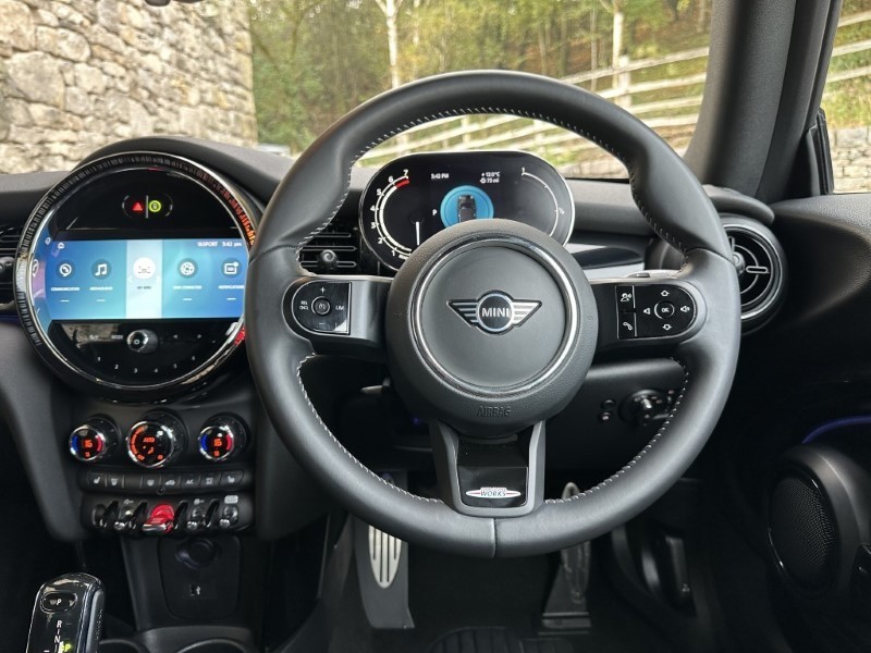 Used MINI Convertible 2023 for sale - 77532236: Photo 5