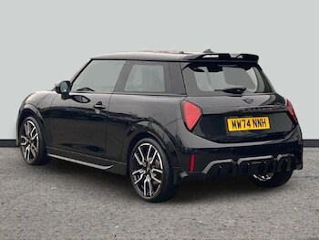 Used MINI Cooper 2024 for sale - 76981011: Photo